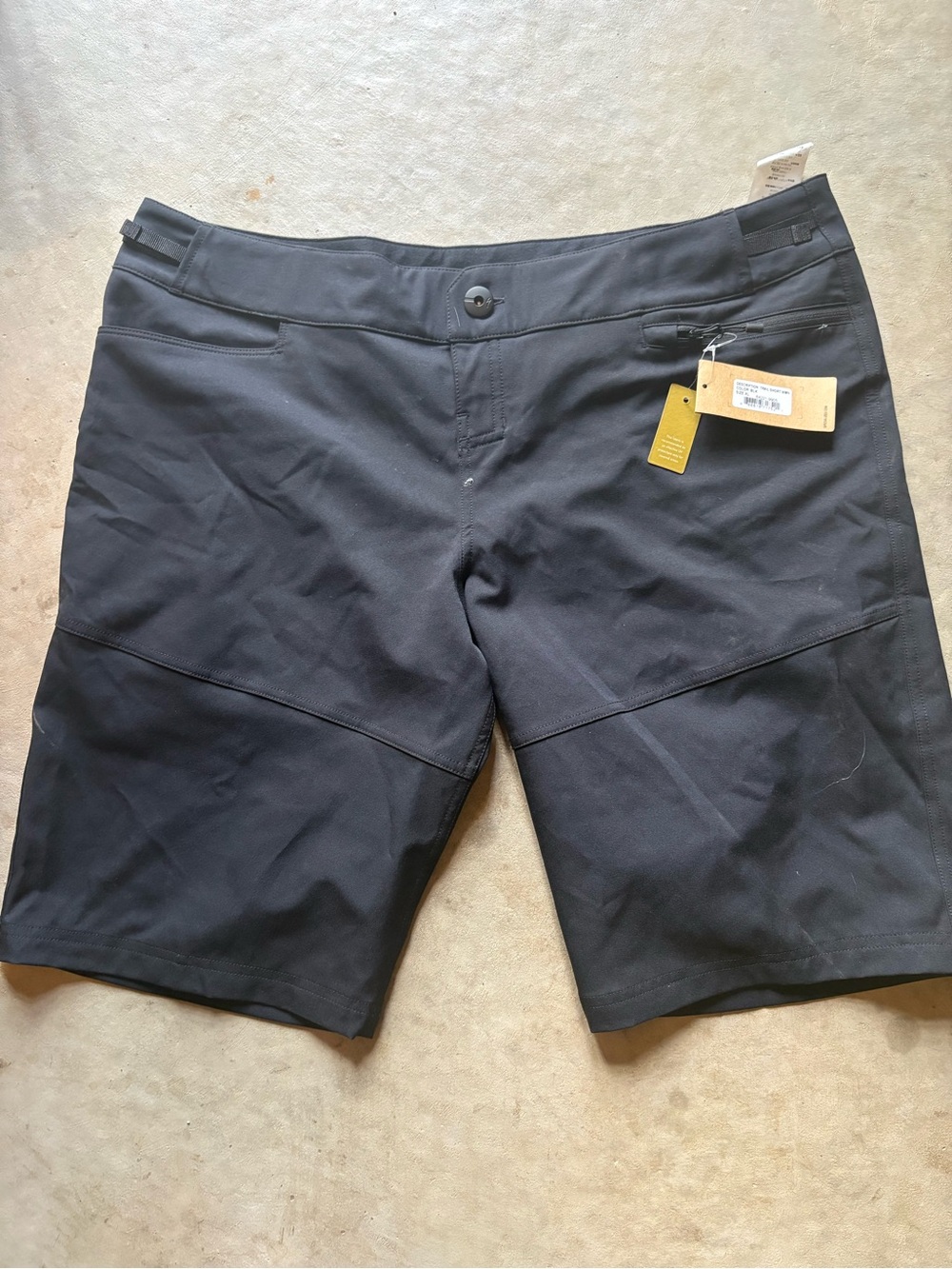 Specialized Women's Trail Shorts - Black - Size XL (NWT)